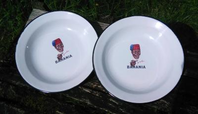 2 assiettes émaillées jaunes Banania vaisselle émaillée vintage