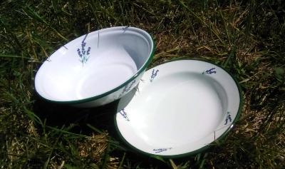 2 Saladiers émaillés brin de lavande 22 cm: vaisselle émaillée camping
