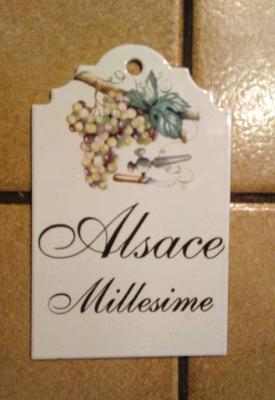 plaque émail véritable déco raisin vin Alsace idéale à la cave
