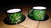 Lot 2 tasses émaillées café expresso émail vert moucheté: vaisselle émaillée tendance