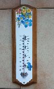 Thermomtre mail motif fleur: plaque maille dco sur bois massif 33 cm