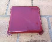 Dessous de plat émaillé rouge bordeaux, accessoire déco cuisine modèle années 60