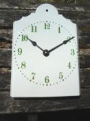 Horloge émaillée blanche cadran chiffres verts made in France