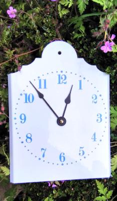 Pendule murale émaillée chiffres bleus horloge décorative