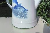 Cafetière émaillée dauphins 1 L: cafetière traditionnelle acier émaillé 