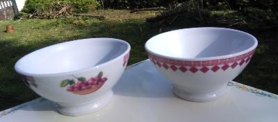 2 bols porcelaine émaillée Pillivuyt décor cerises frise décorative