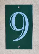 Petite plaque émaillée numéro de maison N° 9  vert émail et cetera