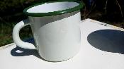 Mug émaillé super prix, lot 2 mugs émail unis différents qualité