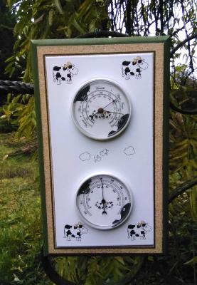 Station météo bois émail vaches bois + plaque émaillée décorée