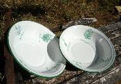 2 Saladiers émail blanc décor Aromates 26 cm: vaisselle émaillée