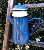 Cafetière filtre émaillée bleue Vintage tous feux 1,5L: émail traditionnel