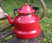 Bouilloire rouge émaillée vintage tous feux décorative 1 Litre