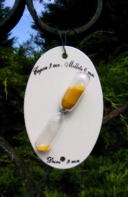 Sablier 3 minutes émaillé ivoire sable couleur jaune