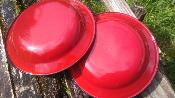 2 assiettes émaillées pique-nique rouges et blanches Arémail Emalia 