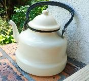 Bouilloire acier maill ivoire dco vintage tous feux mail vritable