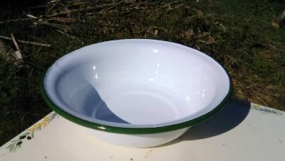 Plat émaillé blanc petit prix 23 cm: vaisselle émaillée 